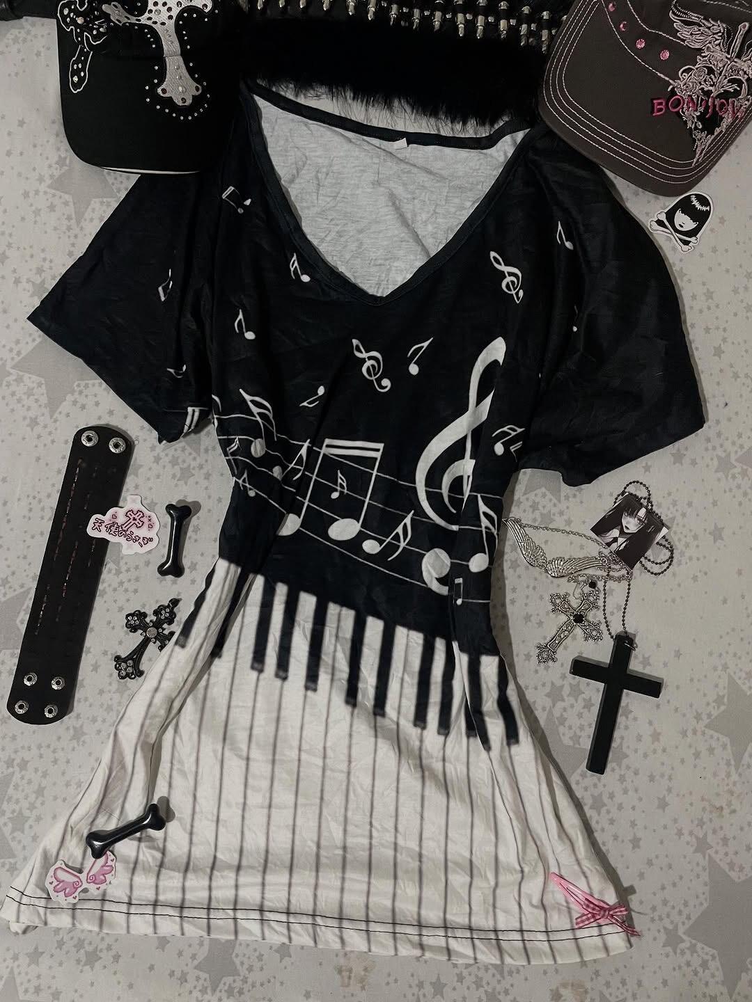 T-shirt da donna Y2K con stamp - Audio Music Notes recensione e prezzo